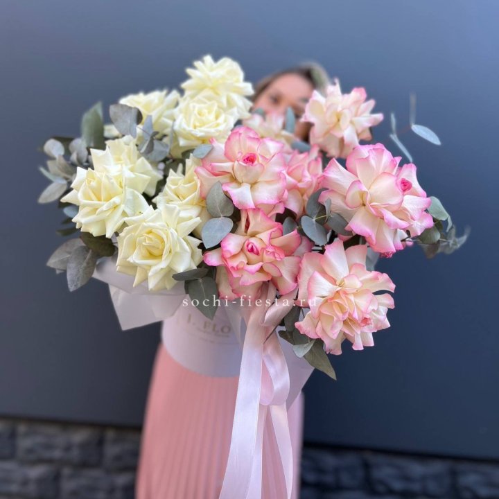 15 Французских роз в боксе в Магнитогорске