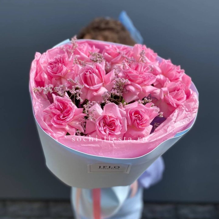 Букет французских розовых роз  в Магнитогорске