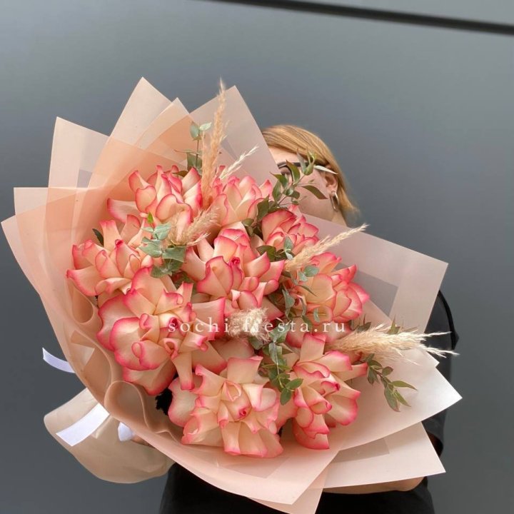 9 Французских роз Джумилия  в Магнитогорске