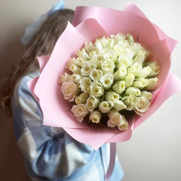 Букет из 51 белой розы (Кения) в Магнитогорске
