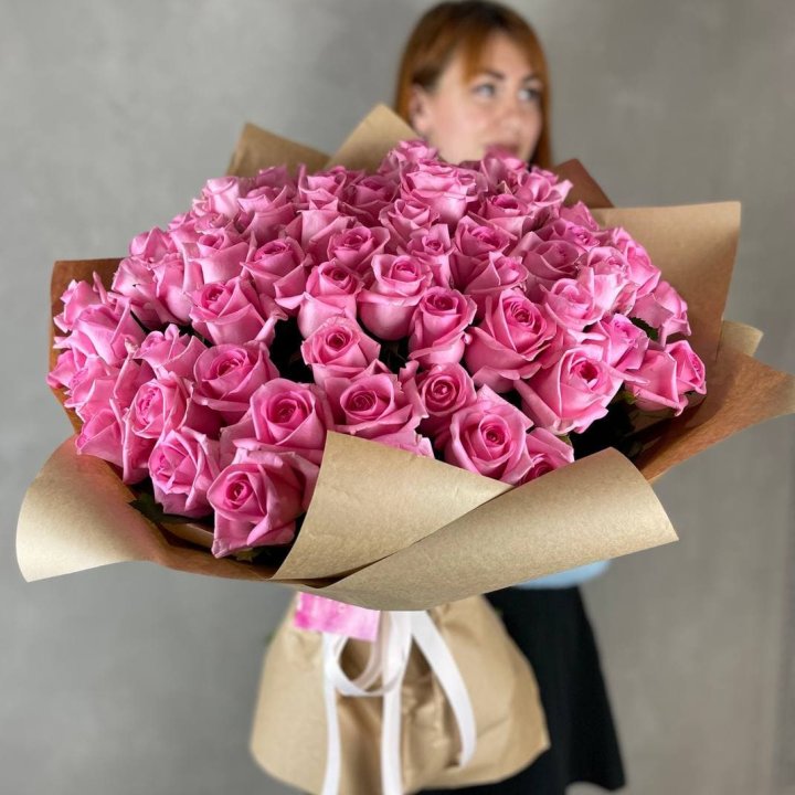101 розовая роза в Магнитогорске