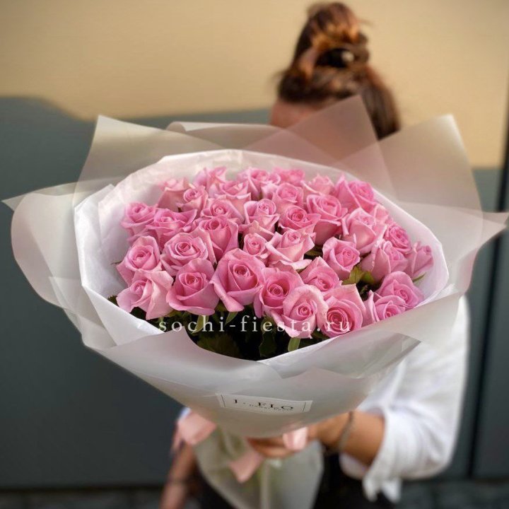 Букет розовых роз  в Магнитогорске