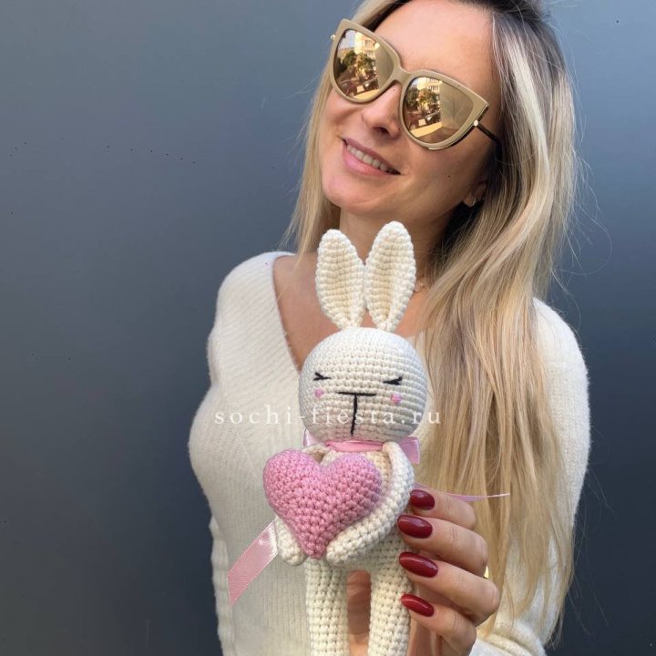 Зайка с сердцем ручной работы в Магнитогорске