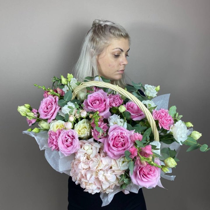 Цветочная корзина № 5 в Магнитогорске