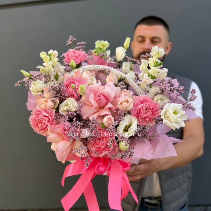 Цветочная корзина №1 в Магнитогорске