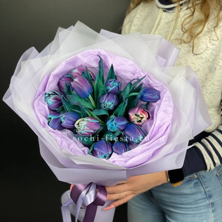 Букет тюльпанов "Пандора" в Магнитогорске