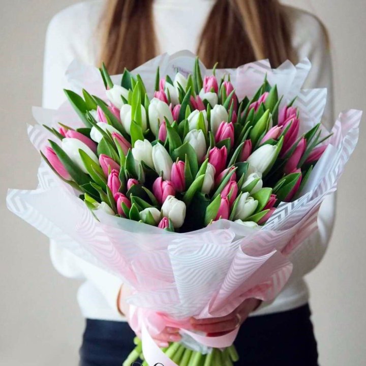 Букет тюльпанов "Лолита" в Магнитогорске