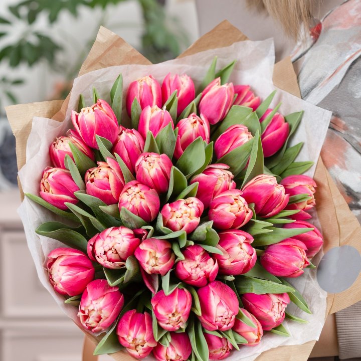 Букет пионовидных тюльпанов в Магнитогорске